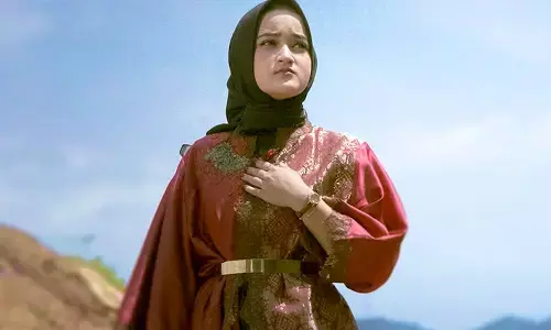 Puspa Indah rilis Madah Dan Kerenah karya komposer lagu Isabella dan Suci Dalam Debu, bikin bangga Sumbar Puspa Indah rilis Madah Dan Kerenah karya komposer lagu Isabella dan Suci Dalam Debu, bikin bangga Sumbar