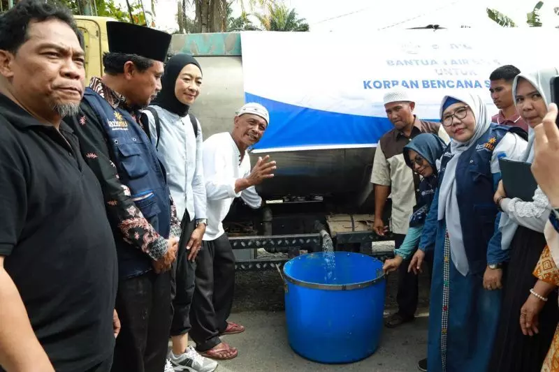 Danone Indonesia kirim air bersih dan nutrisi bagi terdampak banjir Sumut Danone Indonesia kirim air bersih dan nutrisi bagi terdampak banjir Sumut