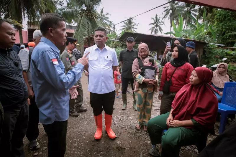 Pemprov Banten salurkan bantuan langsung ke korban bencana di Sumatera Pemprov Banten salurkan bantuan langsung ke korban bencana di Sumatera
