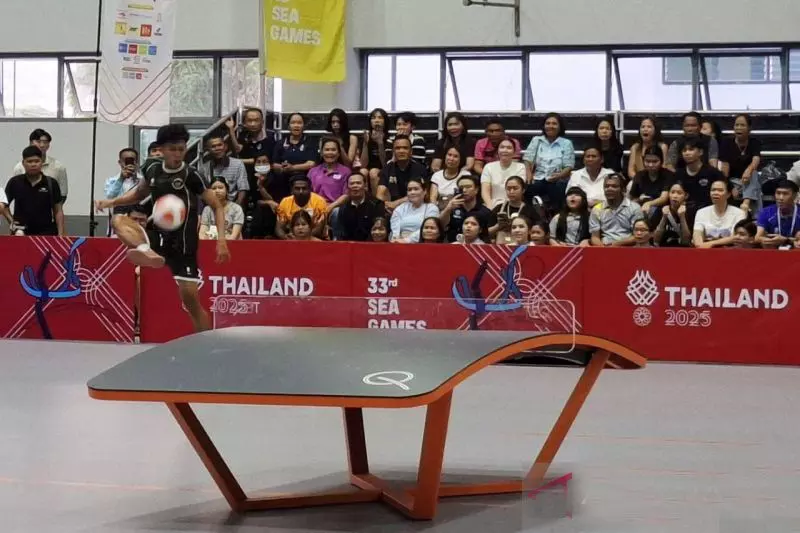 Tiga wakil Indonesia di teqball bawa pulang perak Tiga wakil Indonesia di teqball bawa pulang perak