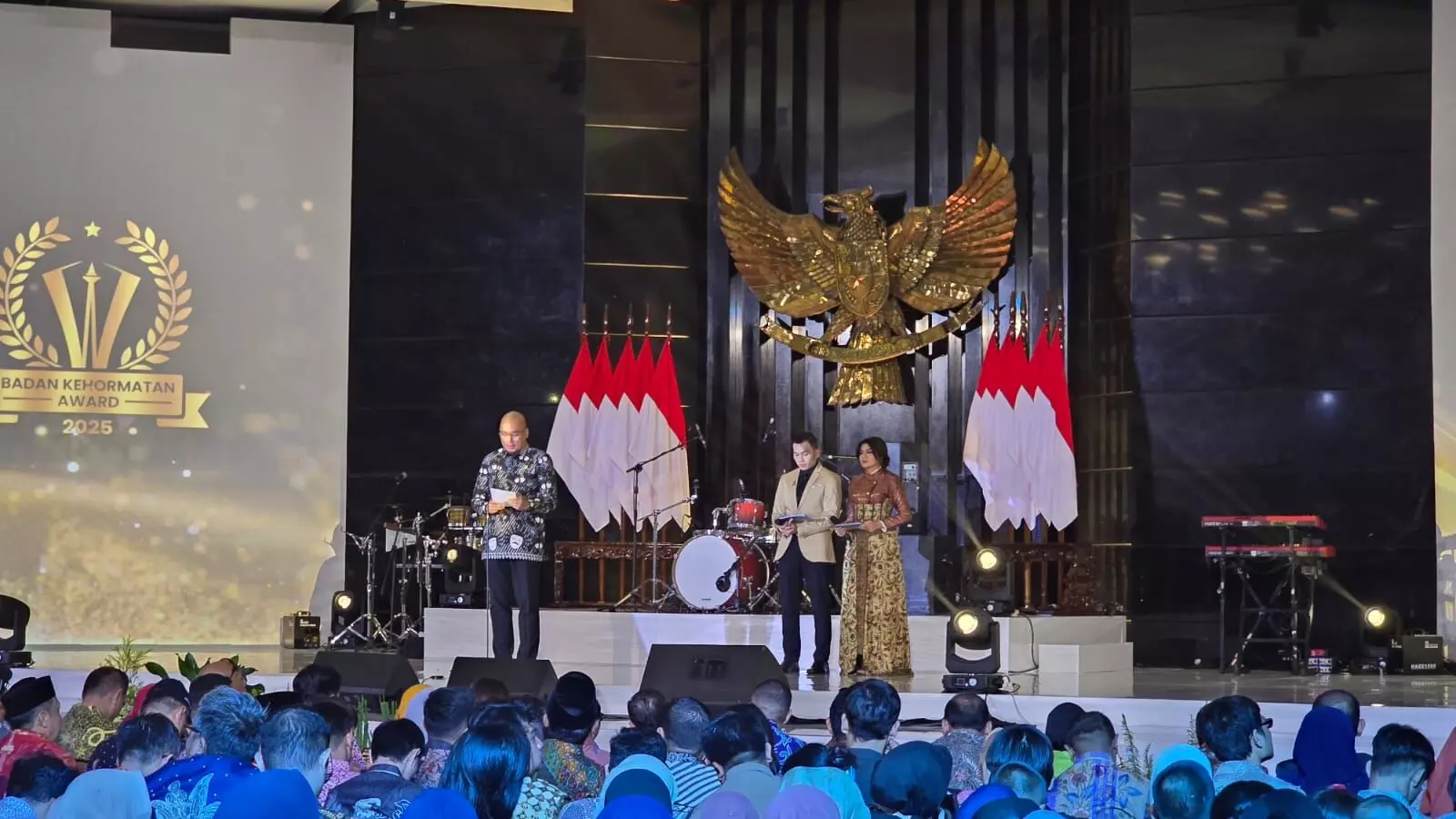 BK Award 2025 galang donasi bencana Sumatra di DPRD DKI BK Award 2025 galang donasi bencana Sumatra di DPRD DKI