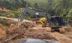 Satgas Yonzipur I/DD sukses buka akses 51 km di Tapteng pascabencana Satgas Yonzipur I/DD sukses buka akses 51 km di Tapteng pascabencana