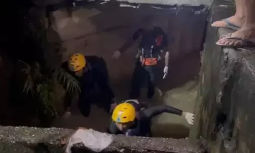 Basarnas-polisi lanjutkan pencarian anak hanyut di Jambi Basarnas-polisi lanjutkan pencarian anak hanyut di Jambi