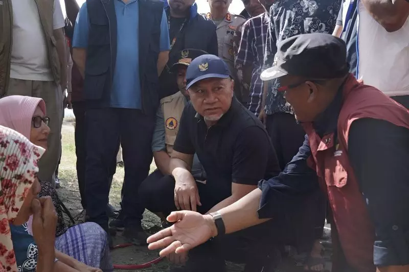 Zulhas datangi Aceh Utara, dengar keluhan warga pascabencana Zulhas datangi Aceh Utara, dengar keluhan warga pascabencana