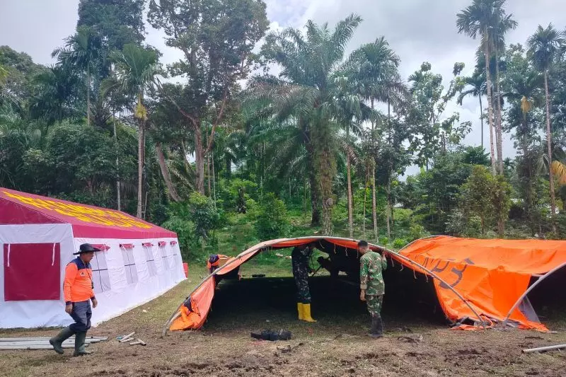 Pemkab Agam sediakan dua lokasi hunian sementara bagi korban bencana Pemkab Agam sediakan dua lokasi hunian sementara bagi korban bencana