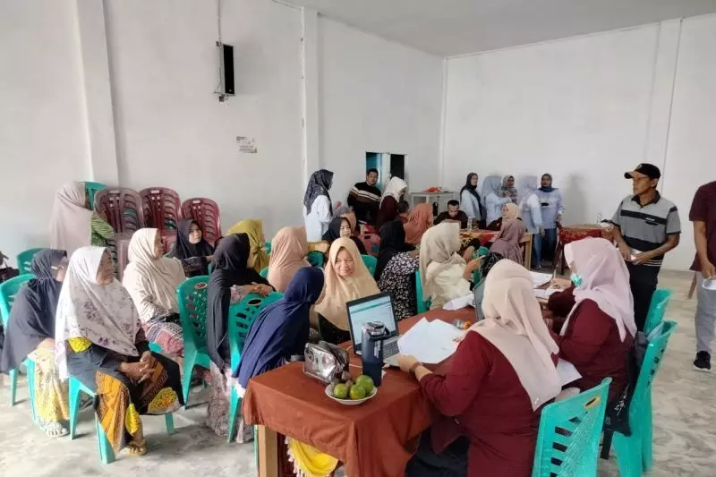 PAPDI Sumbar berikan pengobatan gratis korban banjir di Pasaman Barat PAPDI Sumbar berikan pengobatan gratis korban banjir di Pasaman Barat