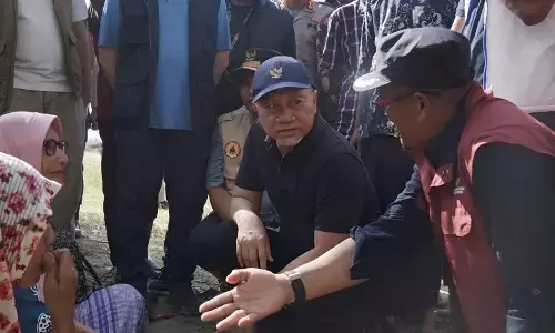 Zulhas datangi Aceh Utara, dengar keluhan warga pascabencana Zulhas datangi Aceh Utara, dengar keluhan warga pascabencana