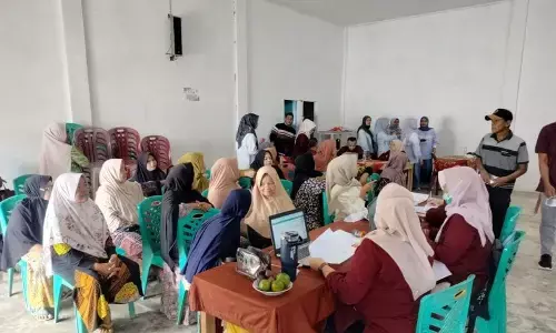 PAPDI Sumbar berikan pengobatan gratis korban banjir di Pasaman Barat