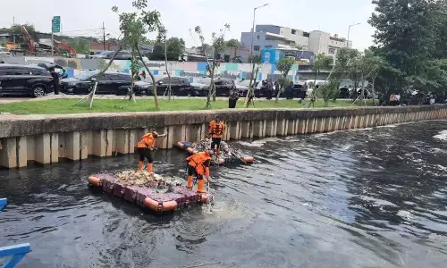 DKI keruk 835 ribu kubik lumpur untuk maksimalkan penanganan banjir