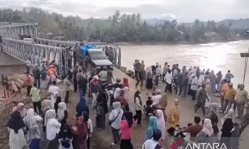 Jembatan bailey terpasang, sambungkan Bireuen-Aceh Tengah Jembatan bailey terpasang, sambungkan Bireuen-Aceh Tengah