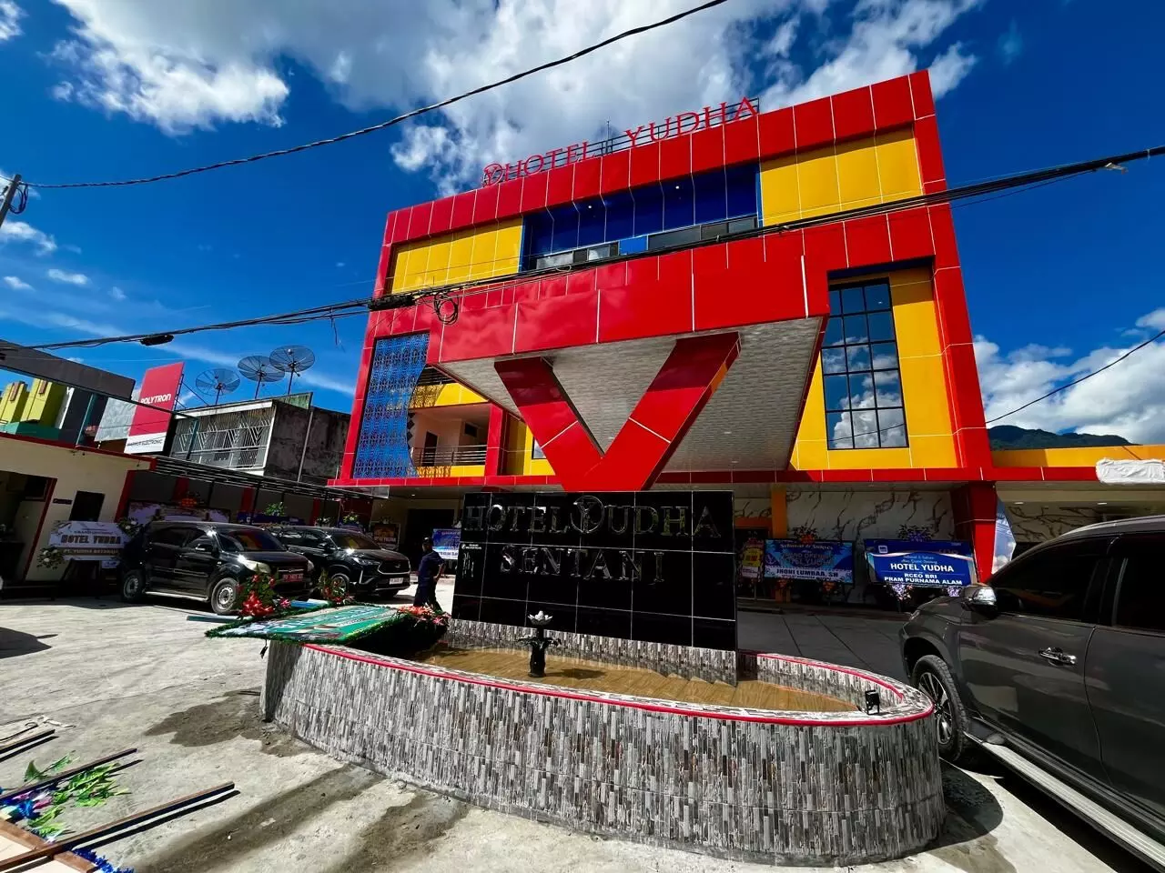 Dorong PAD dan serap tenaga kerja, Hotel Yudha resmi beroperasi di Sentani Dorong PAD dan serap tenaga kerja, Hotel Yudha resmi beroperasi di Sentani