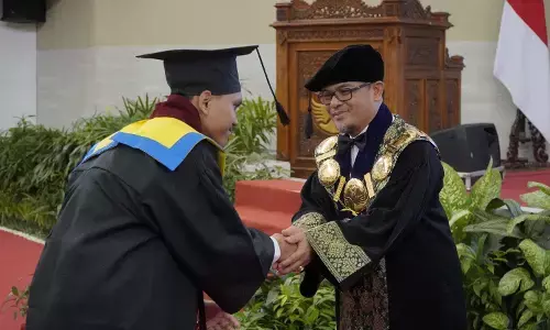 Wisuda Untidar ke-72, hadirkan kisah tangguh wisudawan berprestasi Wisuda Untidar ke-72, hadirkan kisah tangguh wisudawan berprestasi