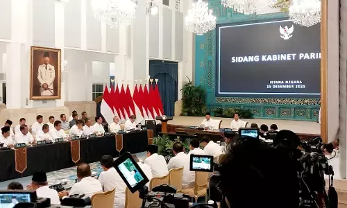 Presiden Prabowo tegaskan negara hadir tangani bencana dan tolak wisata bencana Presiden Prabowo tegaskan negara hadir tangani bencana dan tolak wisata bencana