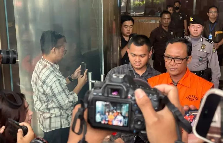 KPK akan periksa bank yang pinjamkan uang untuk kampanye Ardito Wijaya KPK akan periksa bank yang pinjamkan uang untuk kampanye Ardito Wijaya