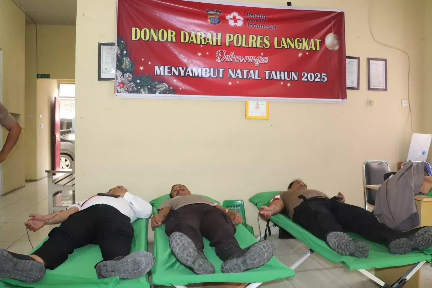 Sambut Natal 2025 Polres Langkat gelar donor darah dan anjangsana Sambut Natal 2025 Polres Langkat gelar donor darah dan anjangsana