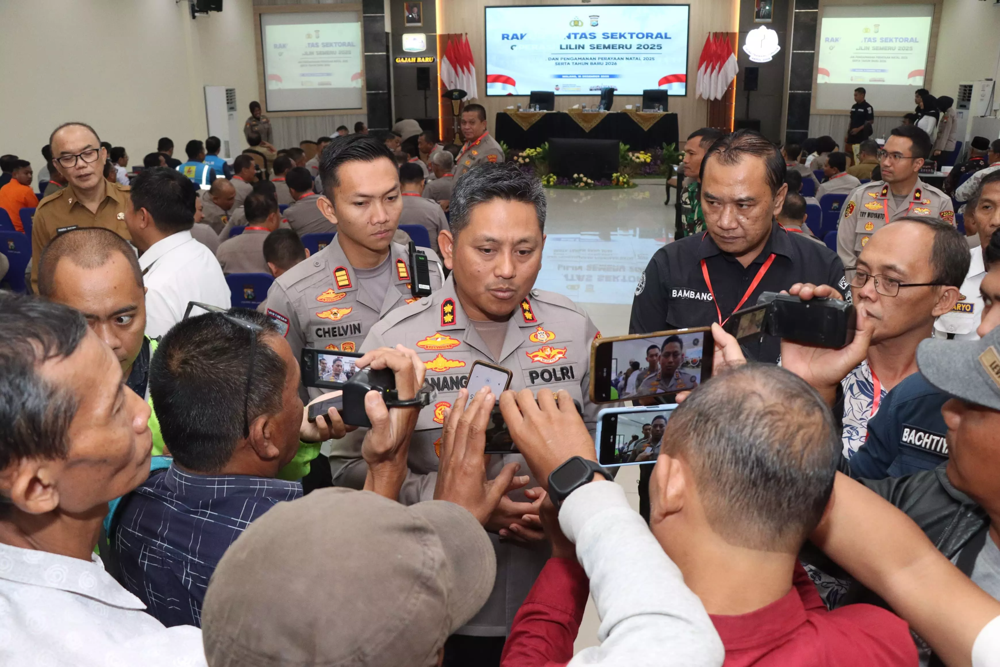 318 personil dan 5 pos sembut mudik liburan Nataru di Polres Malang 318 personil dan 5 pos sembut mudik liburan Nataru di Polres Malang