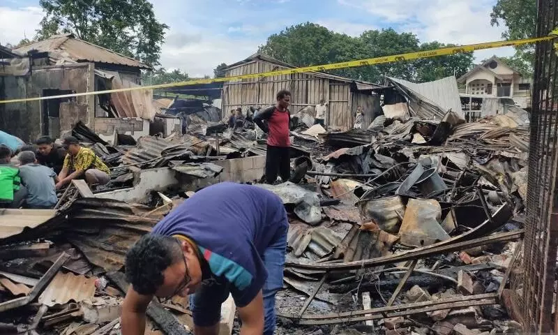 Kebakaran hanguskan sejumlah bangunan di Kalideres Jakbar Kebakaran hanguskan sejumlah bangunan di Kalideres Jakbar