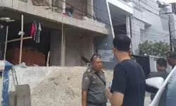 Satpol PP telusuri dugaan anggota terkait pembangunan gedung di Jakbar