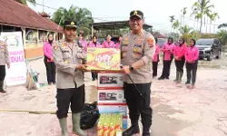 Kapolres Langkat beri motivasi dan bantuan kepada Polsek Tanjung Pura