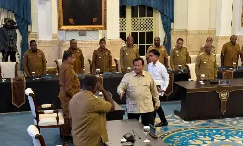 Prabowo minta 2.500 SPPG beroperasi di seluruh Papua pada Agustus 2026 Prabowo minta 2.500 SPPG beroperasi di seluruh Papua pada Agustus 2026