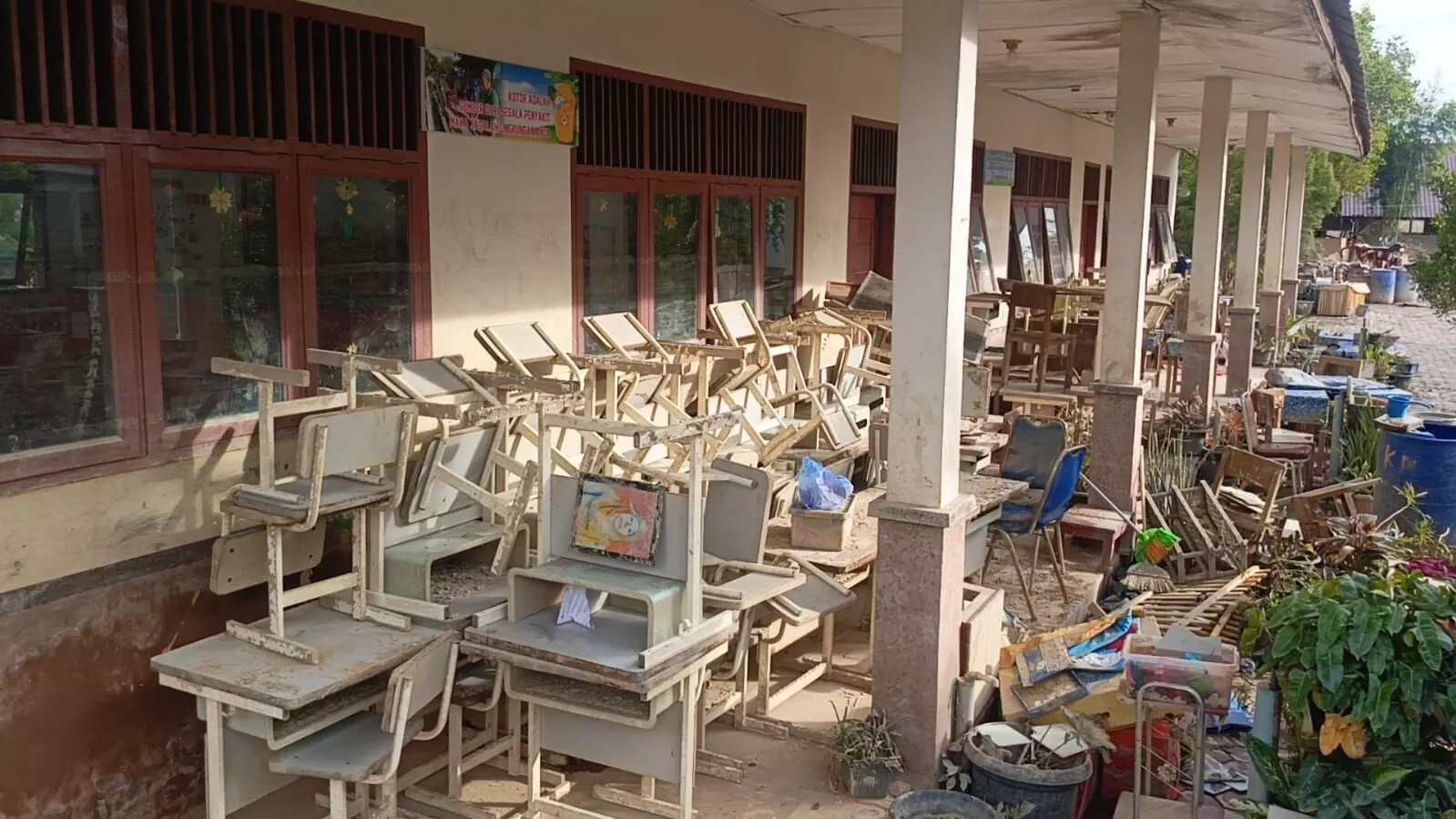 Disdikbud Aceh Utara data sekolah rusak akibat banjir bandang Disdikbud Aceh Utara data sekolah rusak akibat banjir bandang