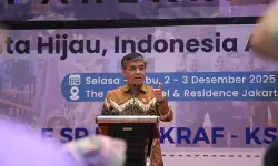 Presiden Prabowo tanda tangani aturan kenaikan upah minimum Presiden Prabowo tanda tangani aturan kenaikan upah minimum