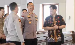 Kapolres Tegal Kota tinjau sejumlah gereja, pastikan keamanan Natal 2025 dan Tahun Baru 2026 Kapolres Tegal Kota tinjau sejumlah gereja, pastikan keamanan Natal 2025 dan Tahun Baru 2026