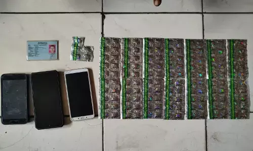 Polisi Tangerang-Banten bongkar penjualan obat keras di samping RS Polisi Tangerang-Banten bongkar penjualan obat keras di samping RS