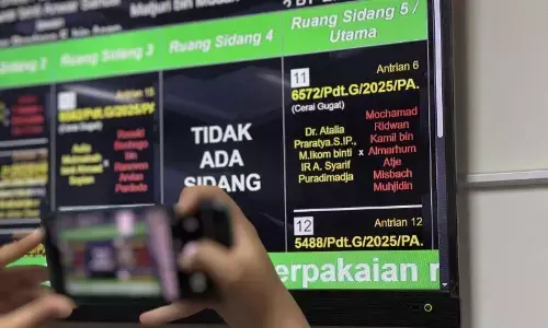 Atalia dan Ridwan Kamil mangkir dari sidang cerai perdana