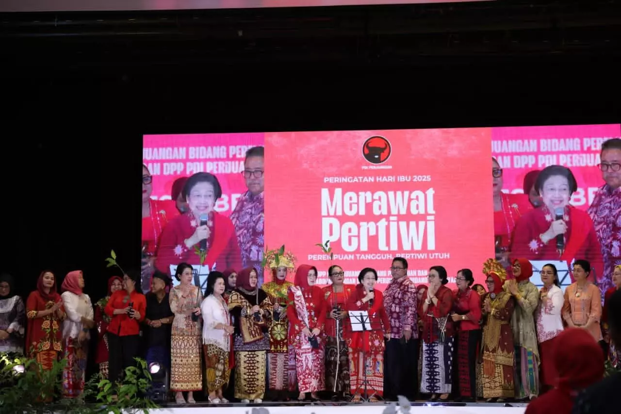 Megawati apresiasi perempuan tangguh di hari ibu PDIP Megawati apresiasi perempuan tangguh di hari ibu PDIP