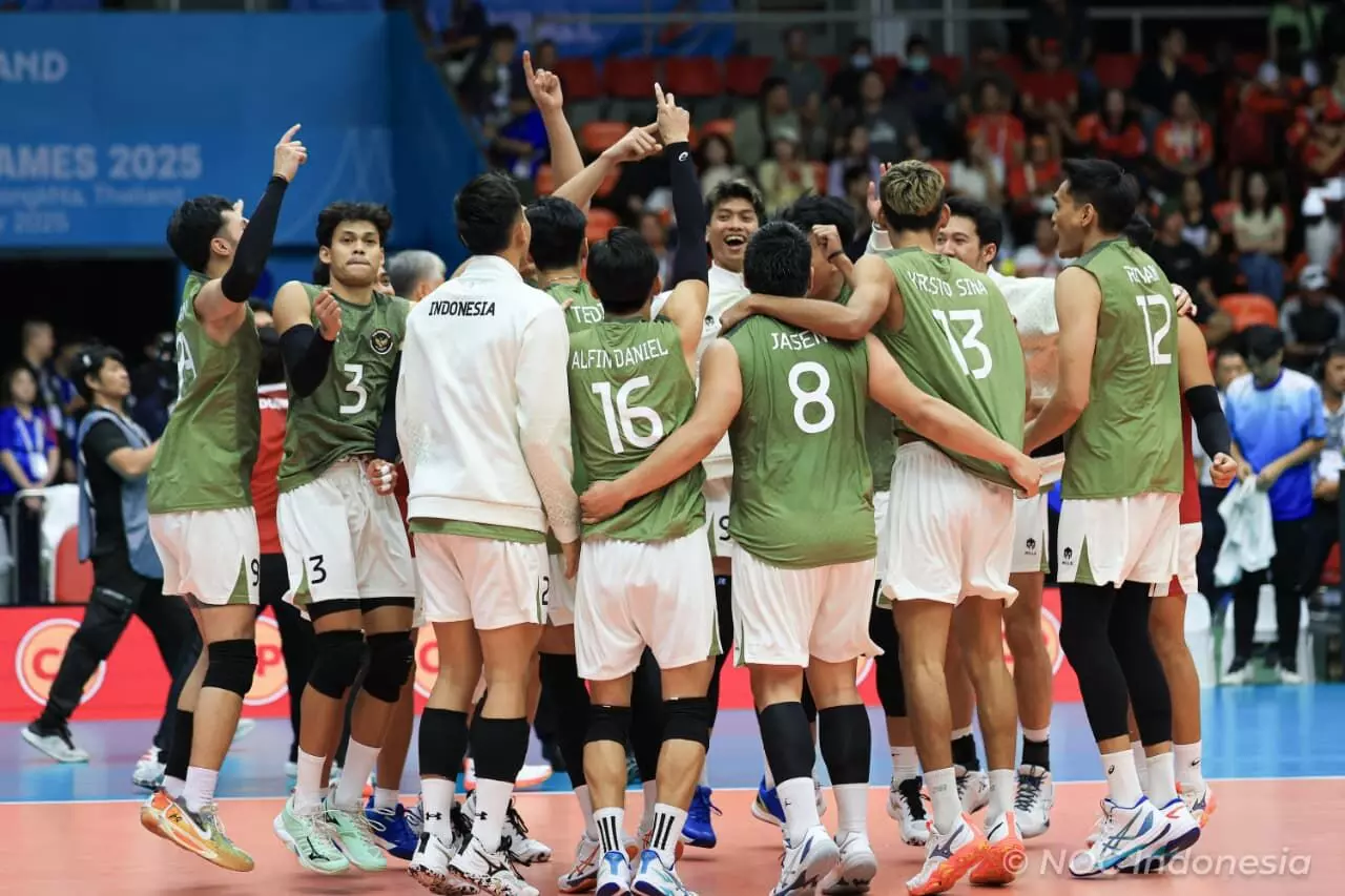 Tim voli indoor putra Indonesia lolos ke final SEA Games 2025 Tim voli indoor putra Indonesia lolos ke final SEA Games 2025