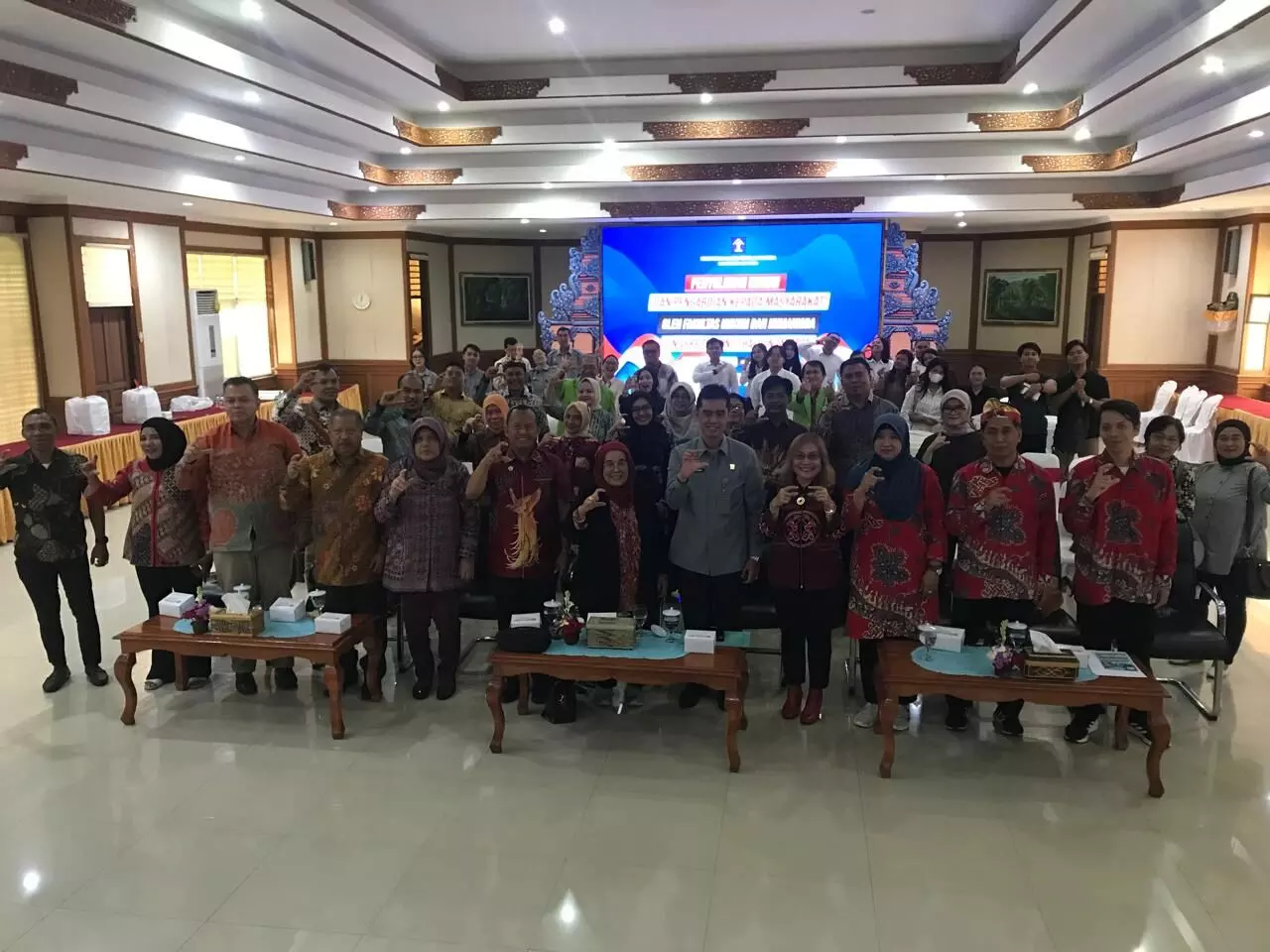 Penyuluhan hukum Universitas Ibnu Chaldun Jakarta kepada masyarakat di Bali Penyuluhan hukum Universitas Ibnu Chaldun Jakarta kepada masyarakat di Bali