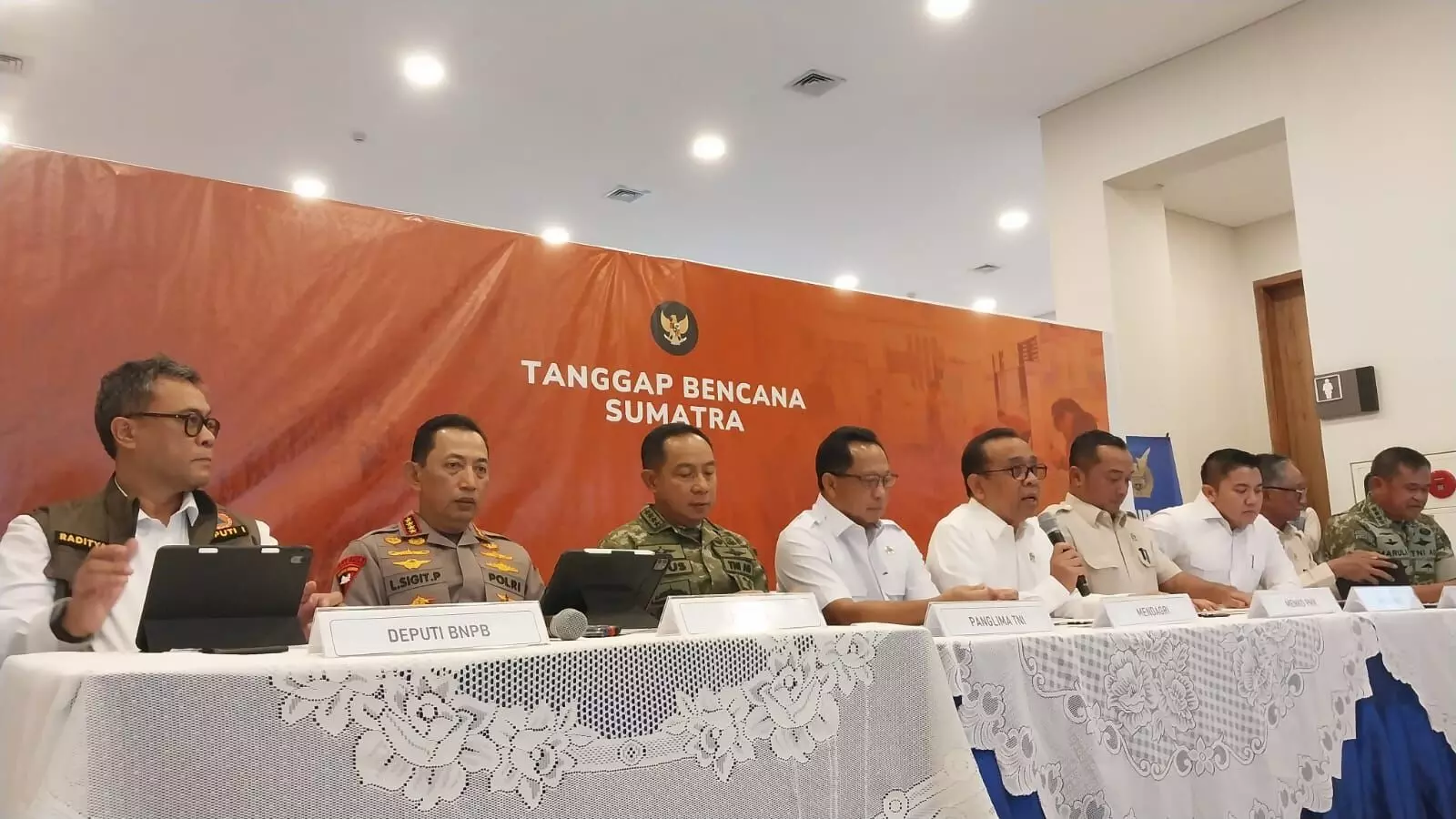 Pemerintah tetapkan penanganan pascabencana Sumatra sebagai Prioritas Nasional Pemerintah tetapkan penanganan pascabencana Sumatra sebagai Prioritas Nasional