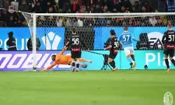 Napoli taklukkan AC Milan 2-0, melaju ke final Piala Super