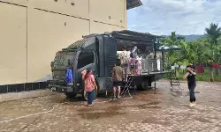 TNI operasikan kendaraan dapur lapangan layani warga korban bencana di Sibolga TNI operasikan kendaraan dapur lapangan layani warga korban bencana di Sibolga