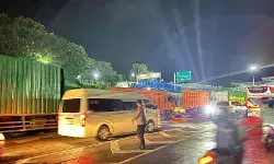 Ribuan kendaraan padati Pelabuhan Bakauheni jelang Natal 2025