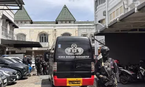 Dugaan benda bom ditemukan di depan Gereja GKPS Kota Bandung