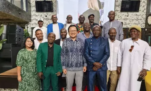 KBRI Yaounde ajak reuni pemain bola Kamerun alumni klub Indonesia