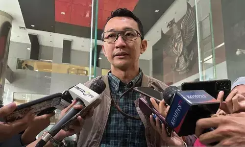 KPK ungkap ayah dari Bupati Bekasi Ade Kuswara Kunang juga ditangkap