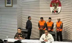 KPK tetapkan Bupati Bekasi dan ayahnya sebagai tersangka