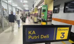 KA Putri Deli jadi primadona masyarakat di momentum Nataru 2025/2026