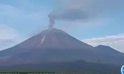 Gunung Semeru kembali erupsi dengan tinggi letusan capai 1,2 km