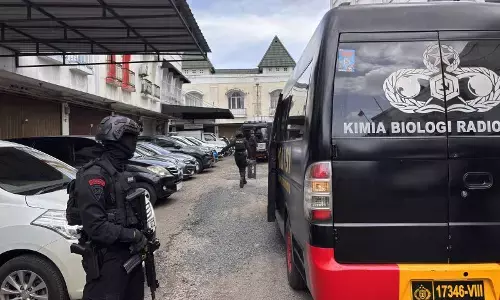 Polda Jabar perketat pengamanan gereja usai temuan benda mirip bom Polda Jabar perketat pengamanan gereja usai temuan benda mirip bom