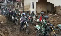 100 Babinsa dikerahkan menyalurkan 10 ton bantuan ke Bener Meriah Aceh