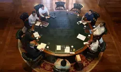 Prabowo bahas Kampung Haji hingga percepatan pemulihan Sumatra di Hambalang