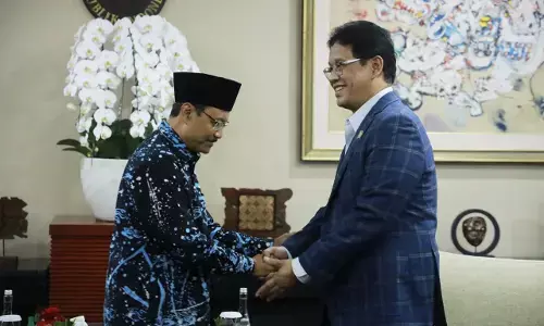 Gus Ipul dan Purbaya bahas kenaikan bantuan jaminan hidup korban bencana Sumatera