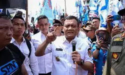 Gubernur Jateng umumkan UMP 2026 Rp2,32 juta