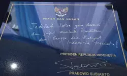 Ini pesan Presiden Prabowo kepada Kejaksaan pada sebuah prasasti