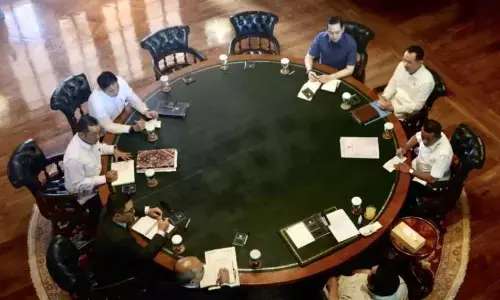 Prabowo terima laporan perkembangan Kampung Haji Indonesia