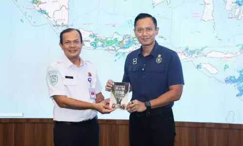 Kemenko IPK-BMKG tingkatkan mitigasi cuaca ekstrem saat Nataru